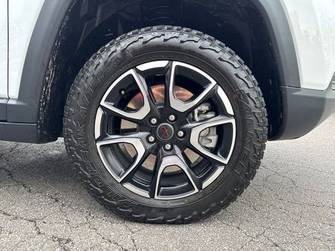 Used 2025 Jeep Compass Trailhawk AWD/4WD image 54