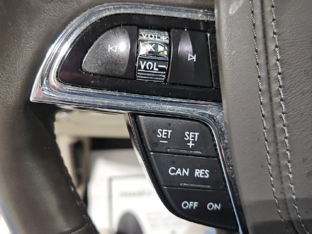 Used 2018 Lincoln Continental Reserve w/ Continental Climate Package AWD/4WD image 30