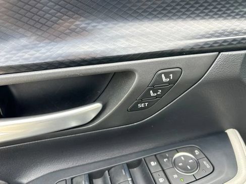 Used 2024 Toyota Grand Highlander AWD Hybrid image 16