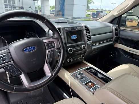 Used 2020 Ford Expedition Max Platinum RWD image 5