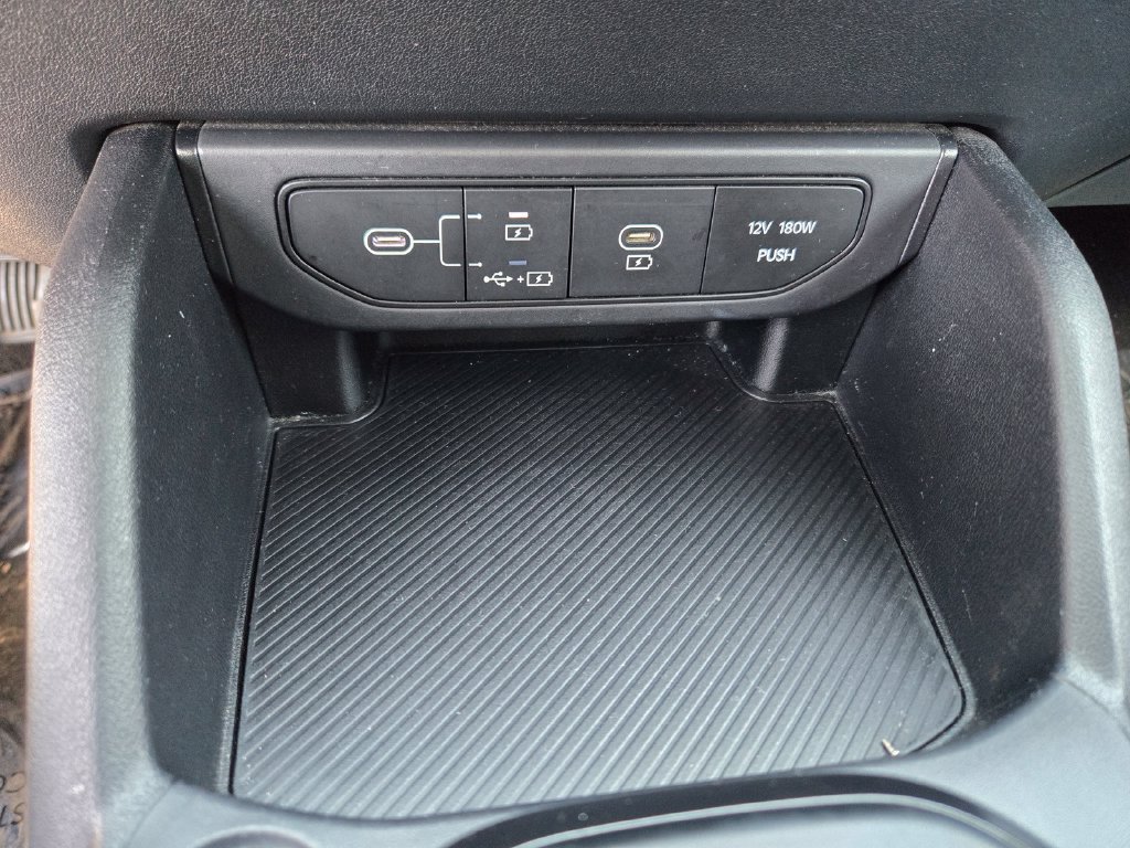 Used 2025 Kia K4 FWD image 15