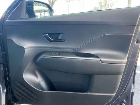 Certified 2024 Hyundai Kona SEL image 20