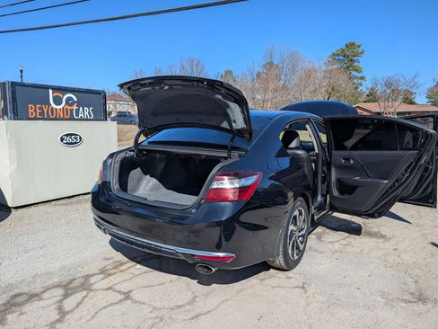 Used 2016 Honda Accord EX-L image 12