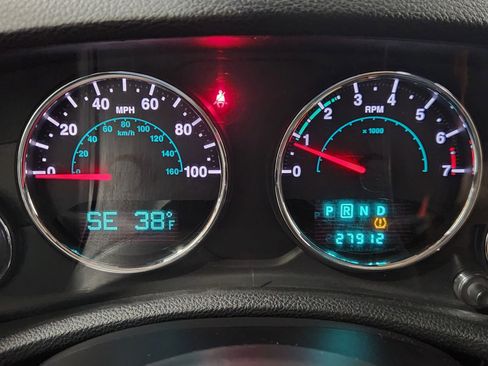 Used 2012 Jeep Wrangler Unlimited Sahara w/ Dual Top Group image 26