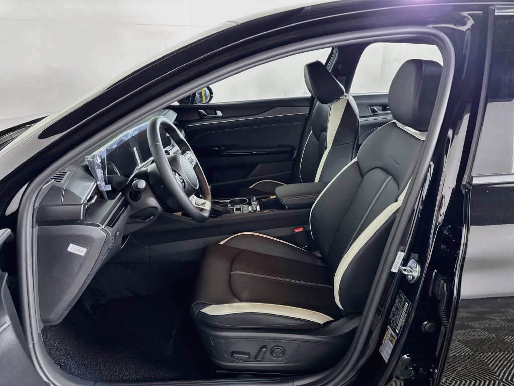 New 2027 Kia K5 GT-Line AWD/4WD image 11