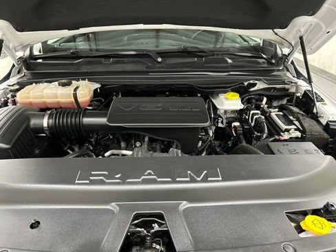 Used 2025 RAM 1500 Big Horn AWD/4WD image 27
