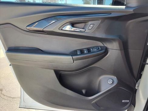 Used 2023 Chevrolet TrailBlazer RS w/ Sun and Liftgate Package image 13