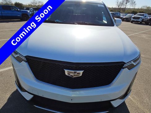 Used 2021 Cadillac XT6 Sport image 3
