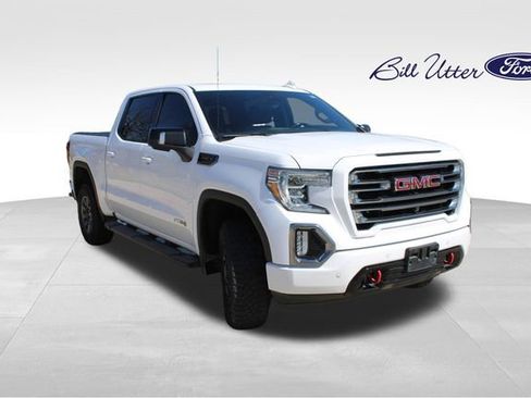 Used 2019 GMC Sierra 1500 AT4 w/ AT4 Premium Package image 3