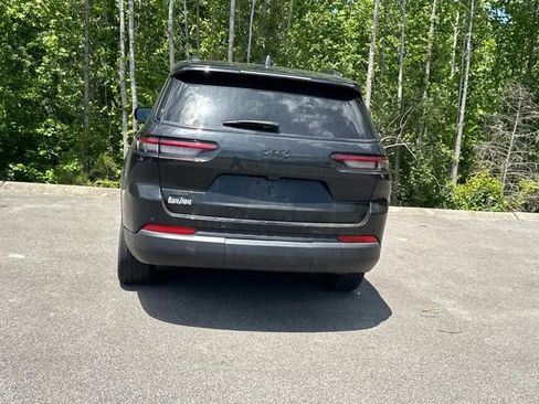 Used 2025 Jeep Grand Cherokee L Altitude AWD/4WD image 5