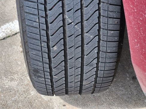 Used 2024 GMC Yukon Denali w/ LPO, Floor Liner Package AWD/4WD image 11