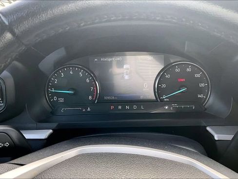 Used 2023 Ford Explorer XLT image 15