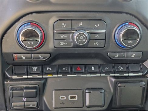 Used 2021 Chevrolet Silverado 2500 LT w/ All Star Edition image 19