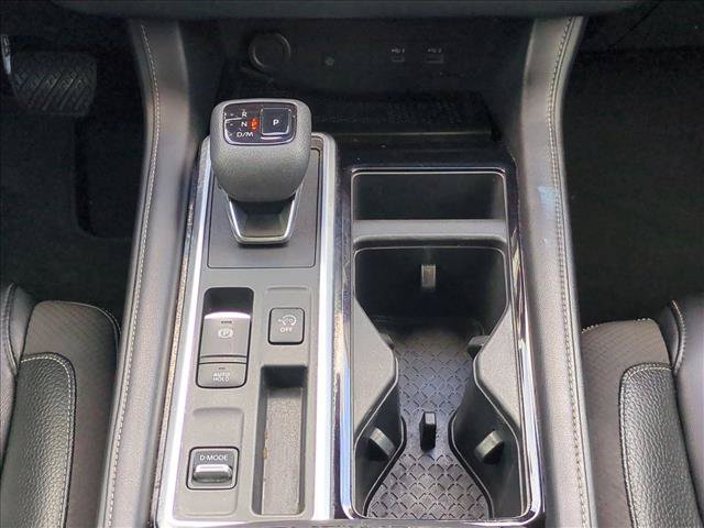Used 2022 Nissan Pathfinder SL w/ SL Premium Package FWD image 12