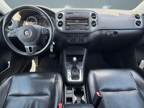 Used 2013 Volkswagen Tiguan S FWD image 22