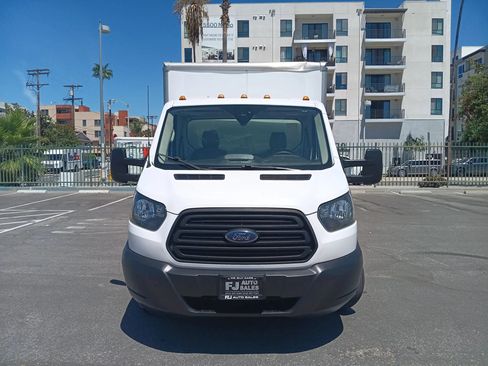 Used 2019 Ford Transit 350 156 DRW RWD image 2