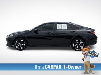 Used 2023 Hyundai Elantra SEL w/ Convenience Package FWD video 2