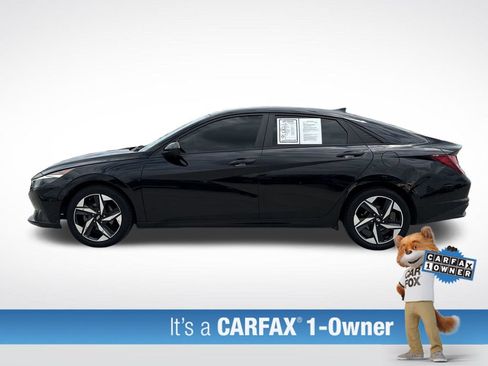 Used 2023 Hyundai Elantra SEL w/ Convenience Package FWD image 2