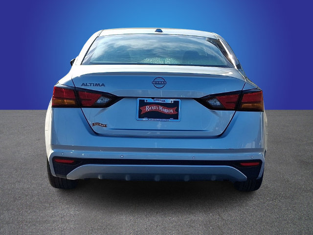 Used 2025 Nissan Altima 2.5 SV FWD image 5
