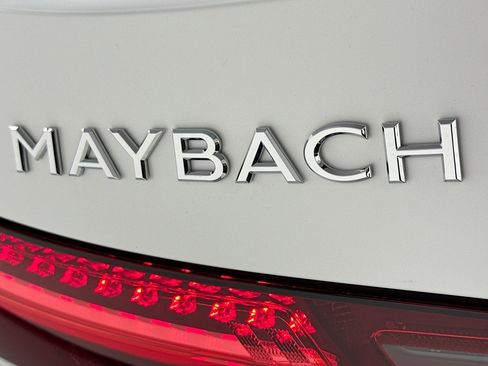 New 2026 Mercedes-Benz Maybach SL 680 image 10