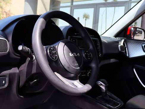 Used 2022 Kia Soul LX w/ Technology Package FWD image 39