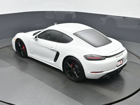 Used 2019 Porsche 718 Cayman GTS RWD image 15