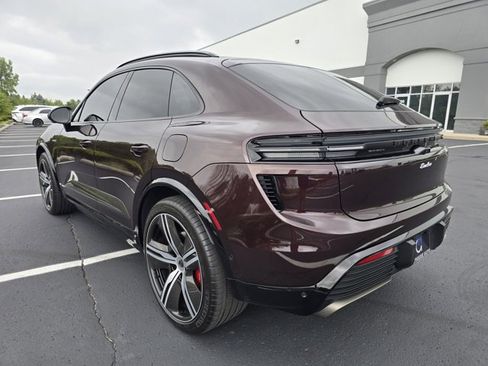 Used 2024 Porsche Macan Turbo Electric image 9