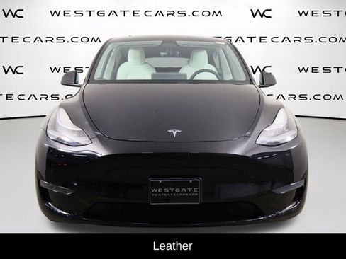 Used 2021 Tesla Model Y Long Range image 2