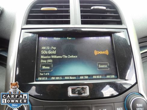 Used 2014 Chevrolet Malibu LT FWD image 19