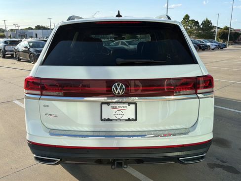 Used 2024 Volkswagen Atlas SE FWD image 7