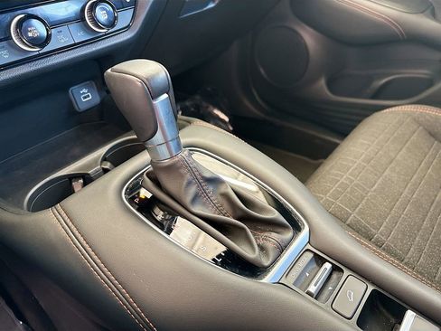 Used 2025 Honda HR-V Sport image 16