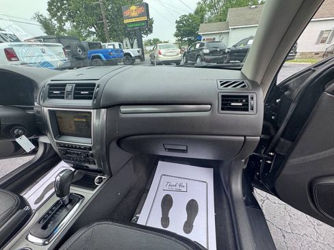 Used 2010 Ford Fusion SEL FWD image 29