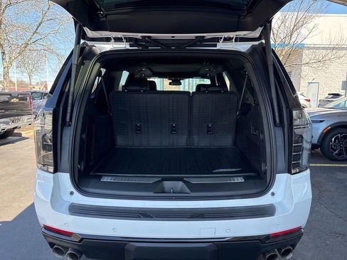 New 2026 Chevrolet Suburban RST w/ RST Capability Package image 18