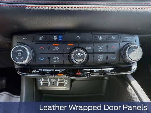 Used 2024 Dodge Durango GT RWD image 26