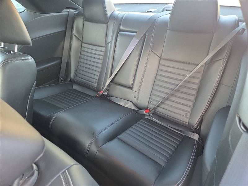 Used 2013 Dodge Challenger R/T Plus RWD image 9