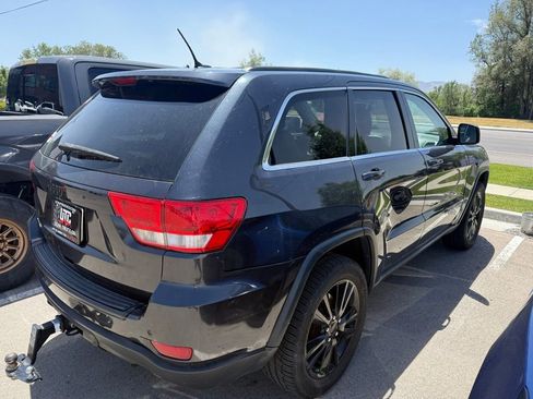 Used 2012 Jeep Grand Cherokee Altitude AWD/4WD image 3