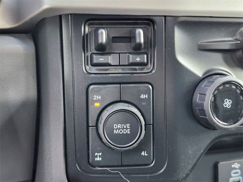 New 2026 Ford F350 XLT image 22