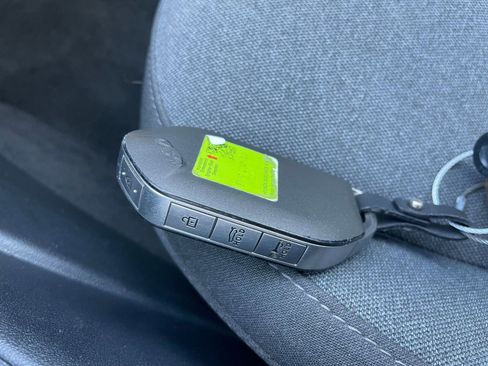 Used 2025 Kia K4 LXS image 21