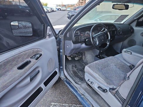 Used 2001 Dodge Ram 2500 Truck 4x4 Quad Cab image 8