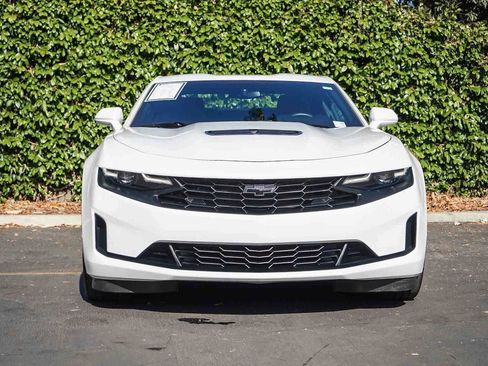 Used 2020 Chevrolet Camaro LT RWD image 2
