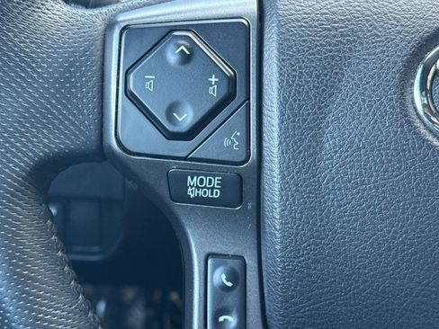 Used 2021 Toyota Tacoma TRD Sport w/ Technology Package image 29