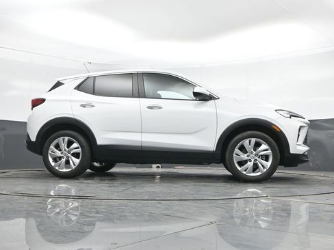 Used 2025 Buick Encore GX Preferred image 38