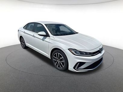 Used 2025 Volkswagen Jetta SE