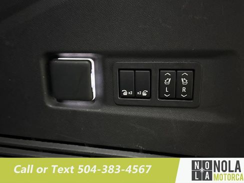 Used 2022 GMC Yukon XL SLT w/ SLT Premium Package RWD image 35