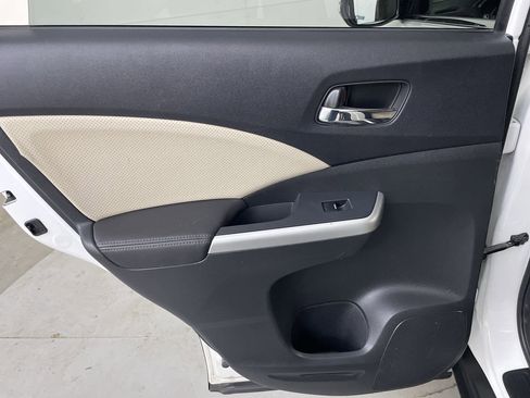 Used 2016 Honda CR-V Touring image 22