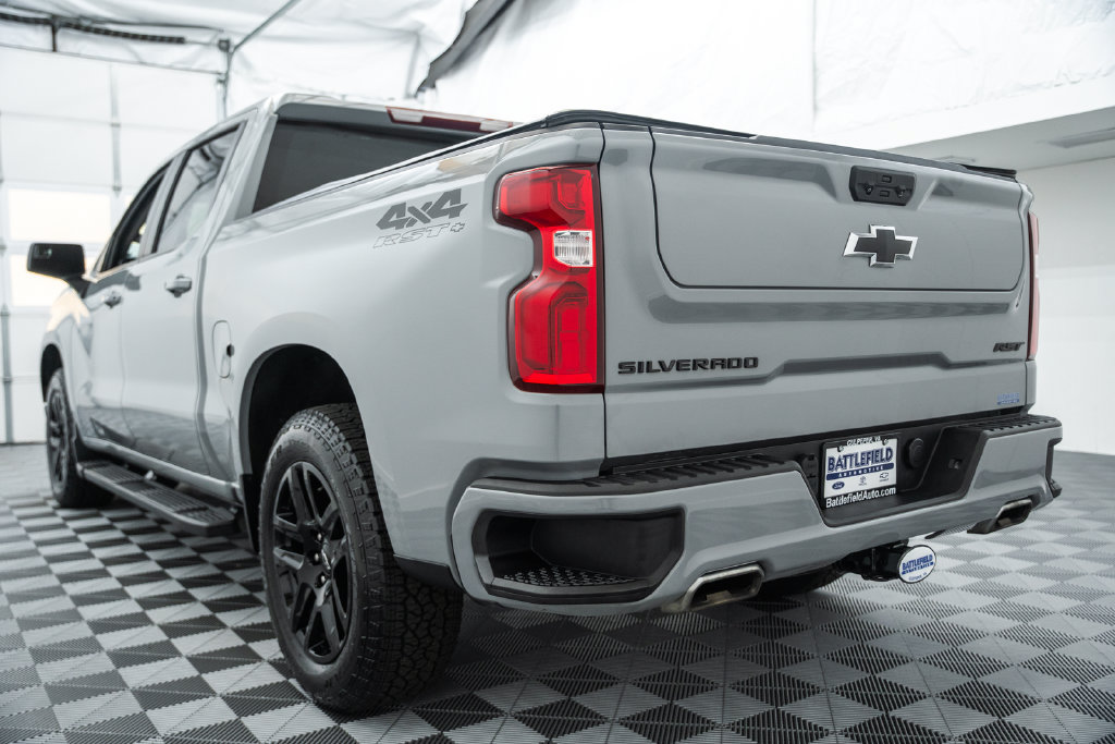 Used 2024 Chevrolet Silverado 1500 RST w/ Z71 Off-Road Package AWD/4WD image 7