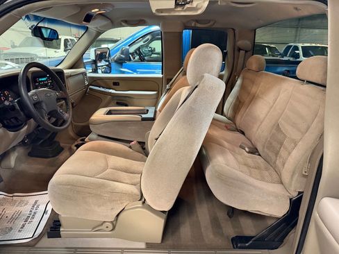 Used 2003 Chevrolet Silverado 3500 LS image 9