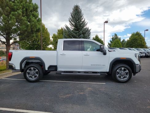 New 2026 GMC Sierra 2500 SLE w/ SLE Value Package; AWD/4WD image 2