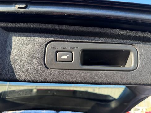 Used 2023 Honda Odyssey EX-L image 25