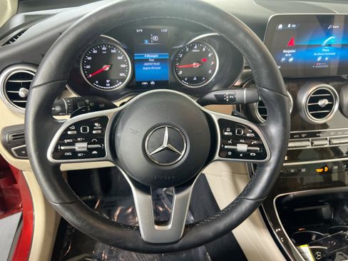 Used 2022 Mercedes-Benz GLC 300 4MATIC image 11